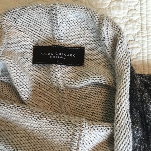 Akira Chicago Black Label Open Sweater/Cardigan. - Picture 3 of 8